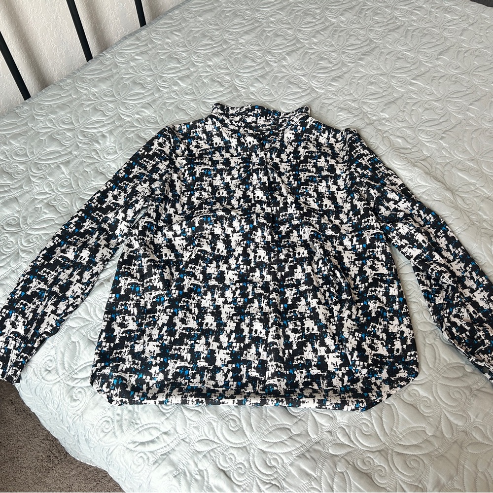 DKNY Black, White, and Blue Abstract Blouse